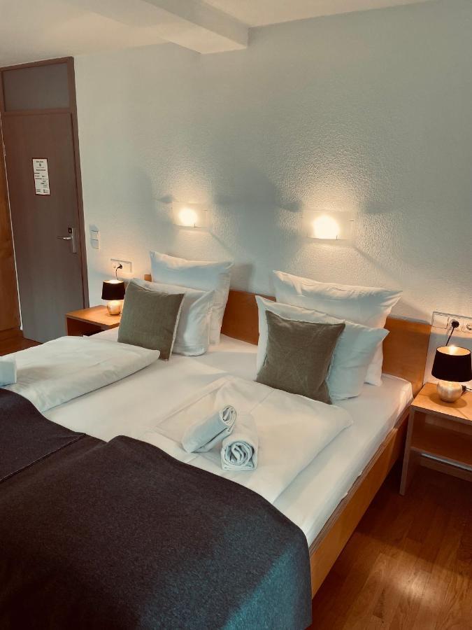 Hotel & Restaurant Gruener Baum Merzhausen Extérieur photo