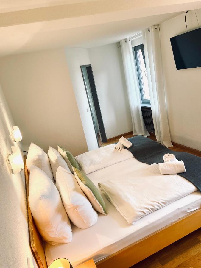 Hotel & Restaurant Gruener Baum Merzhausen Extérieur photo