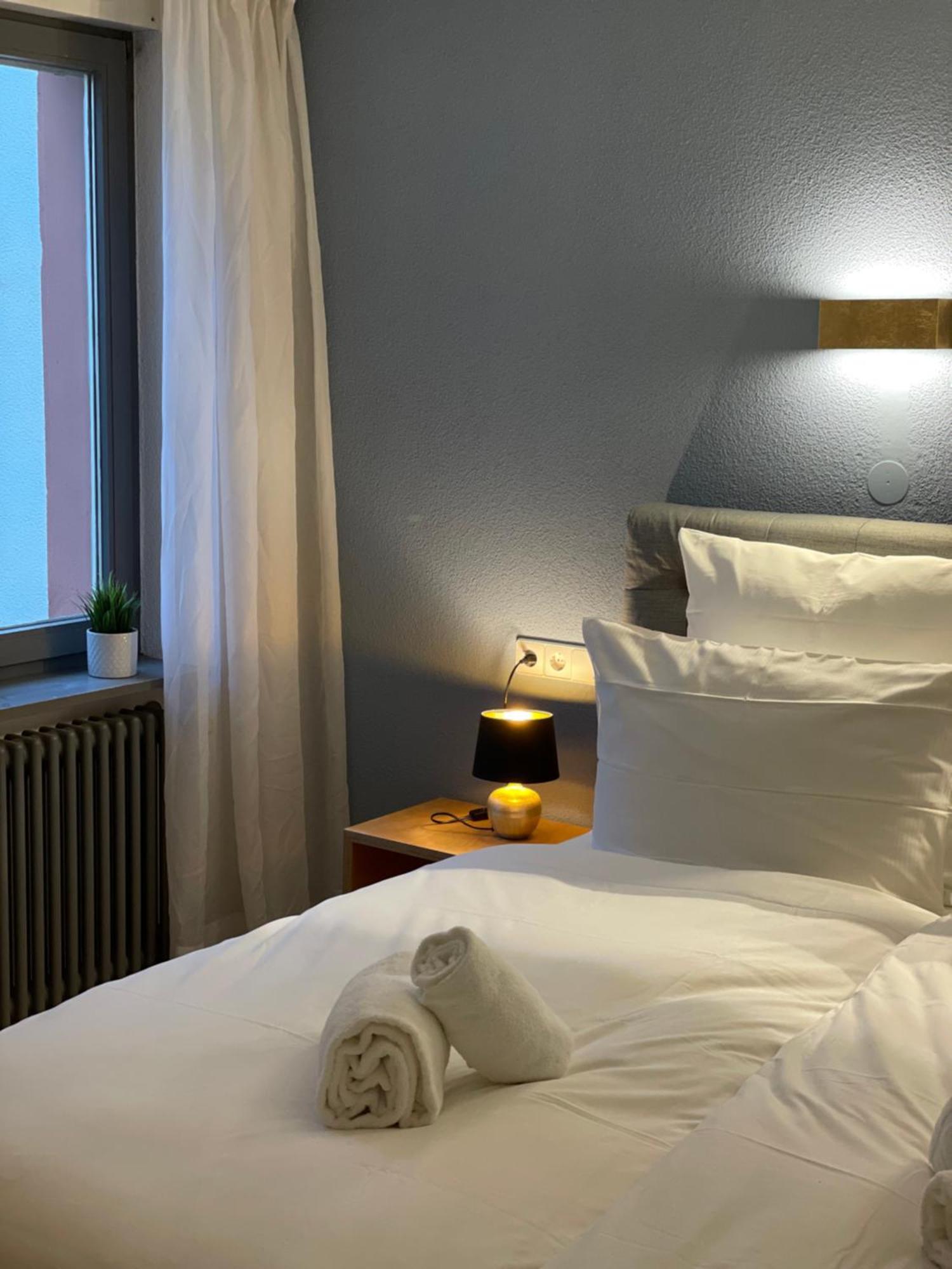 Hotel & Restaurant Gruener Baum Merzhausen Extérieur photo